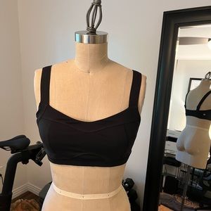 Lululemon black sports bra
